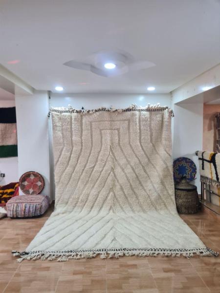 White Simar Marokkaans handgemaakt tapijt